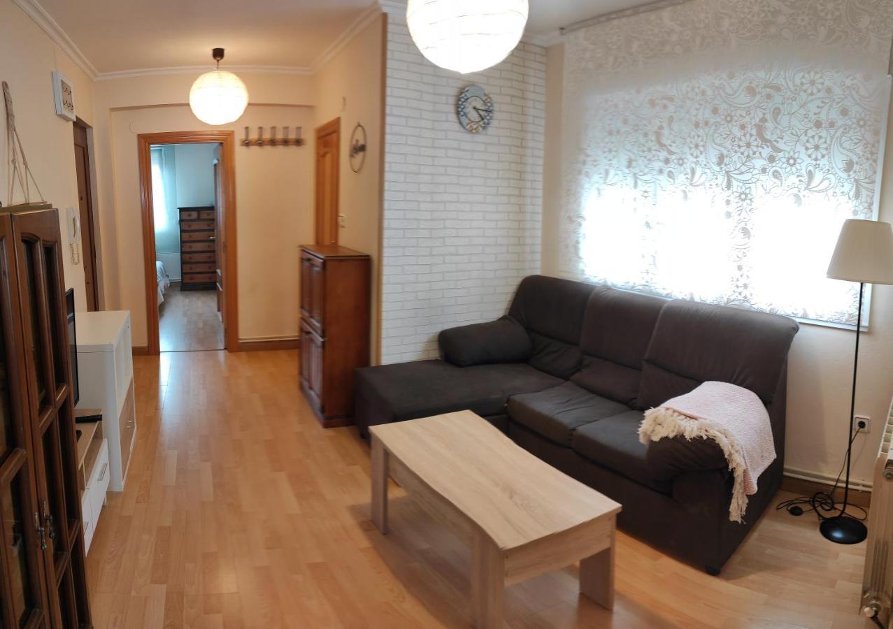 Apartamento De 2 Habitaciones A Un Paso De Begona Gijón Exteriör bild